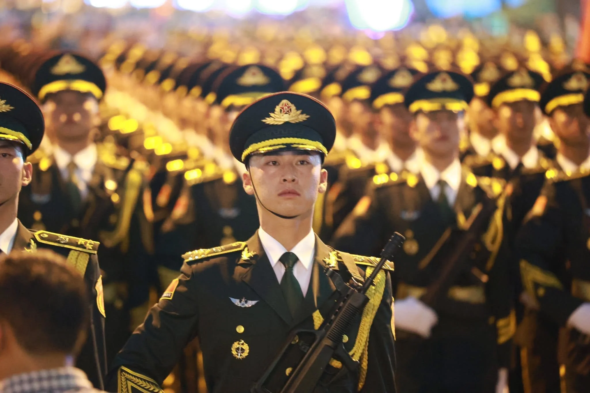 Lực lượng Quân đội Trung Quốc tham gia diễu binh kỷ niệm 50 năm